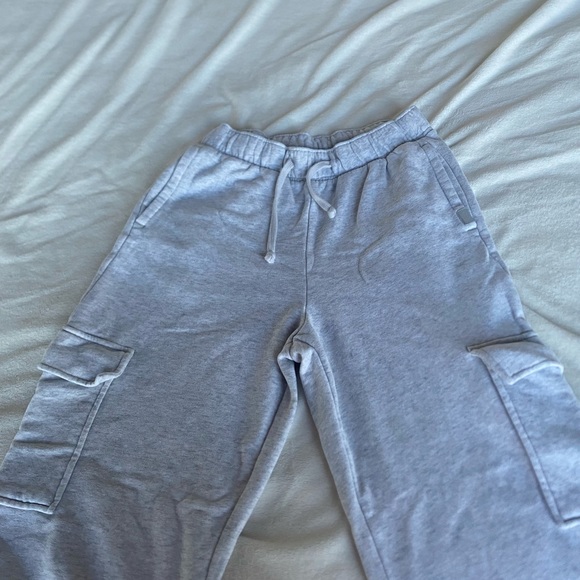 grey cargo sweatpants - Picture 2 of 5
